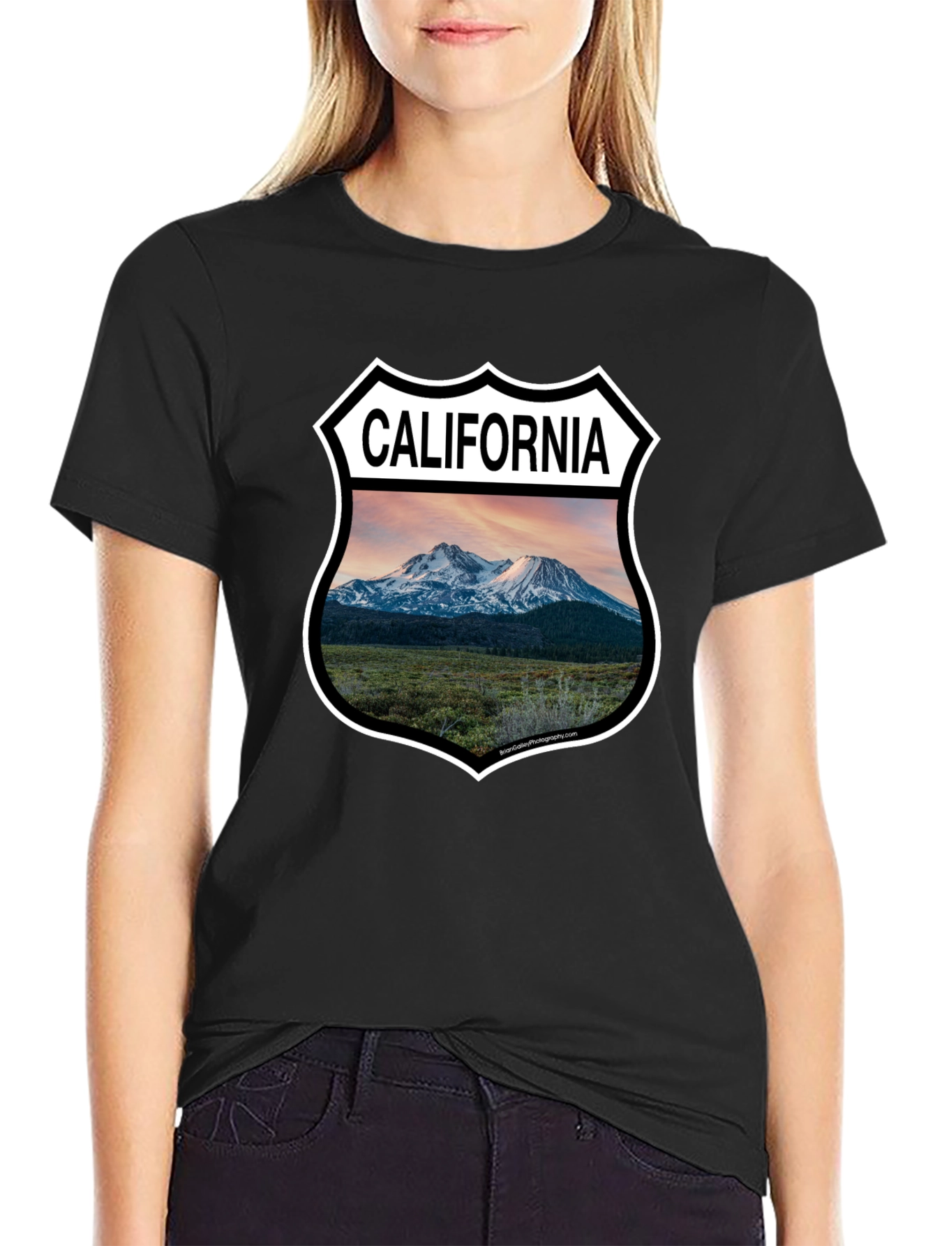 California Mountain Shield Black T-Shirt