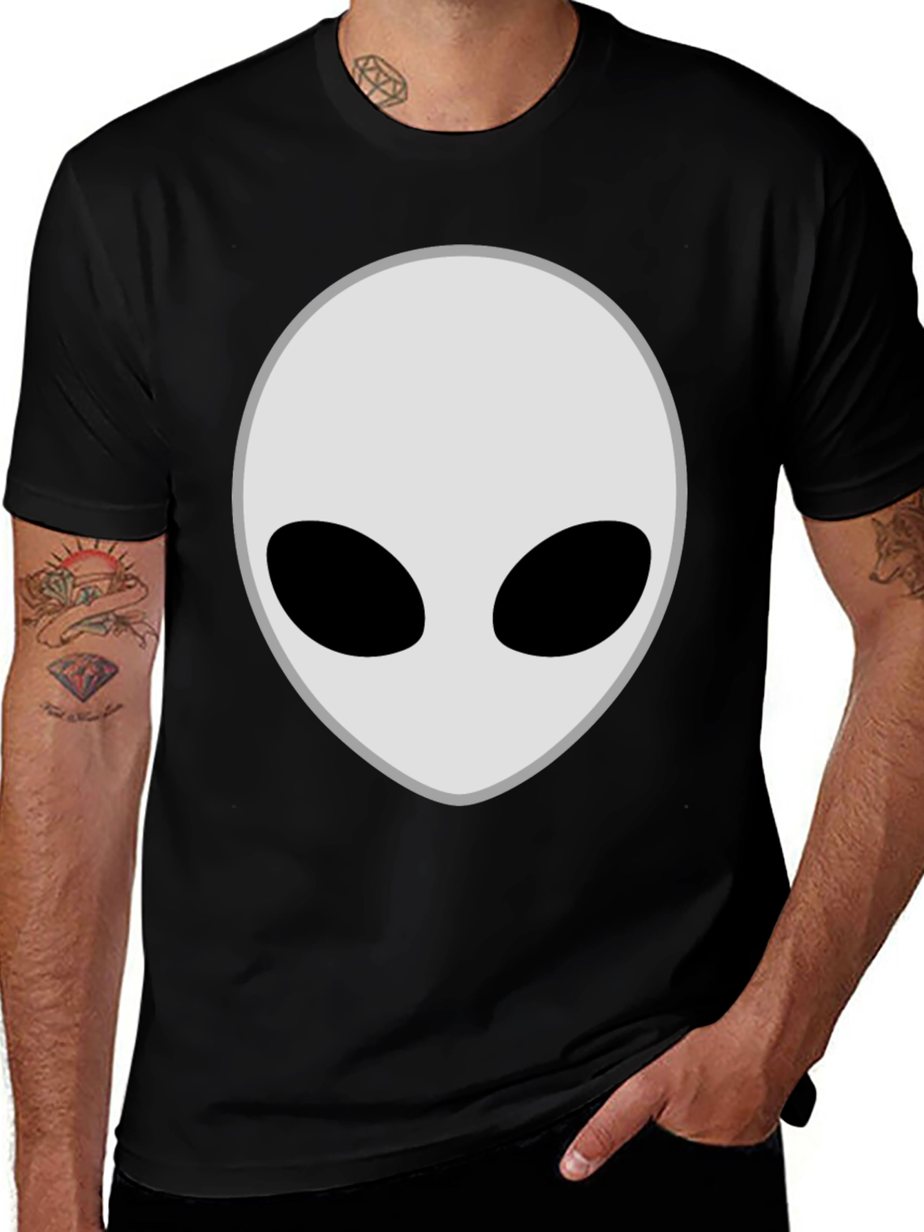Alien Head Graphic T-Shirt - Sci-Fi Tee