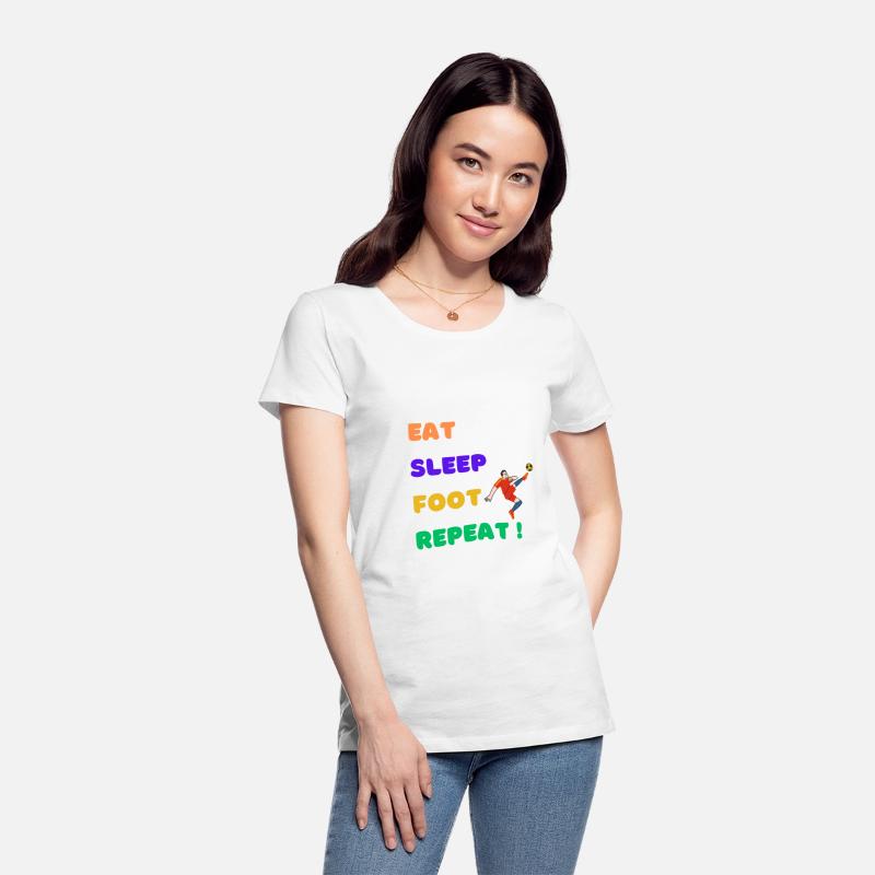 CUTE DESIGN FOR FOOTBALL FANS