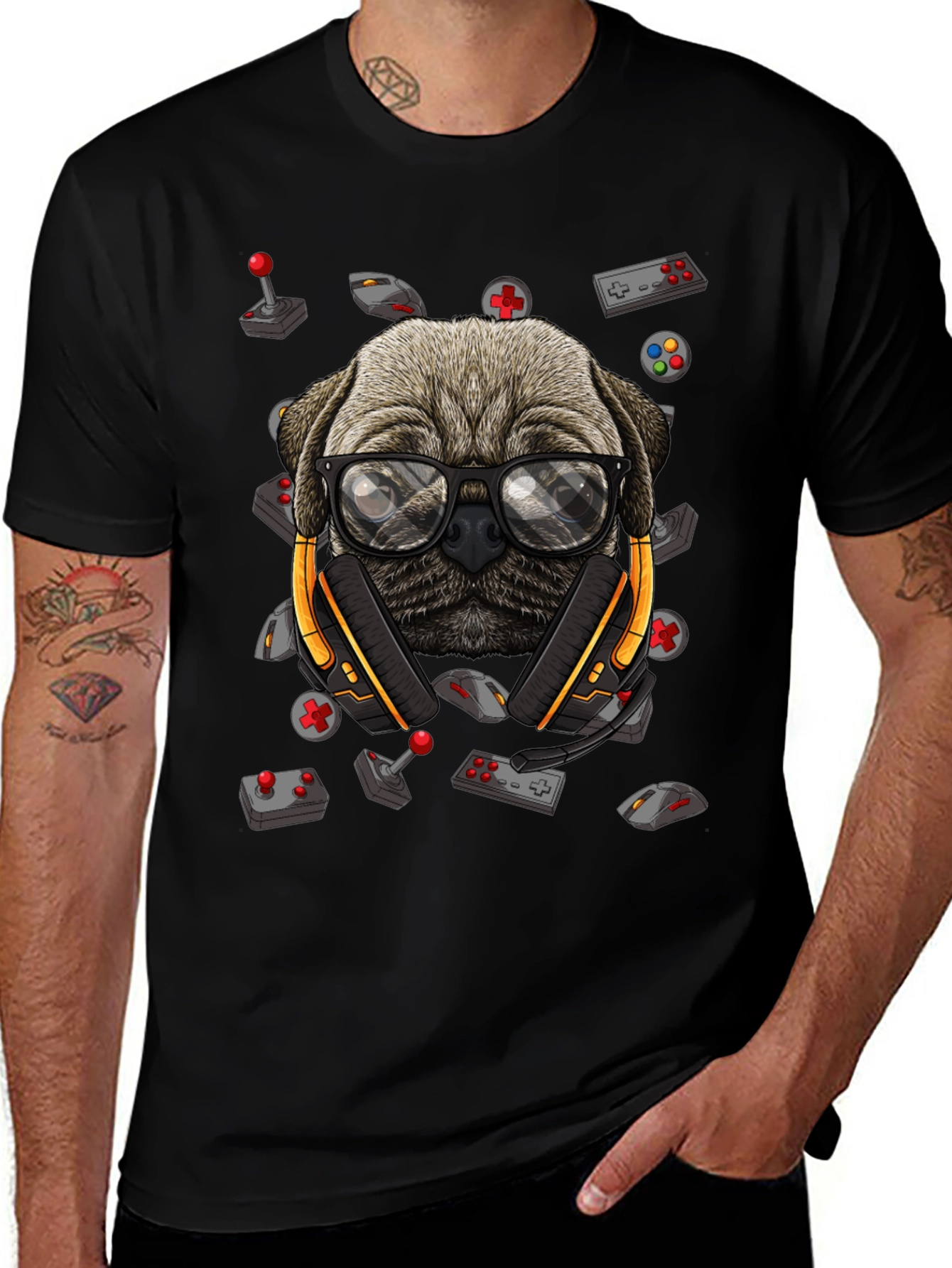 Gamer Pug T-Shirt - Geeky Dog Tee