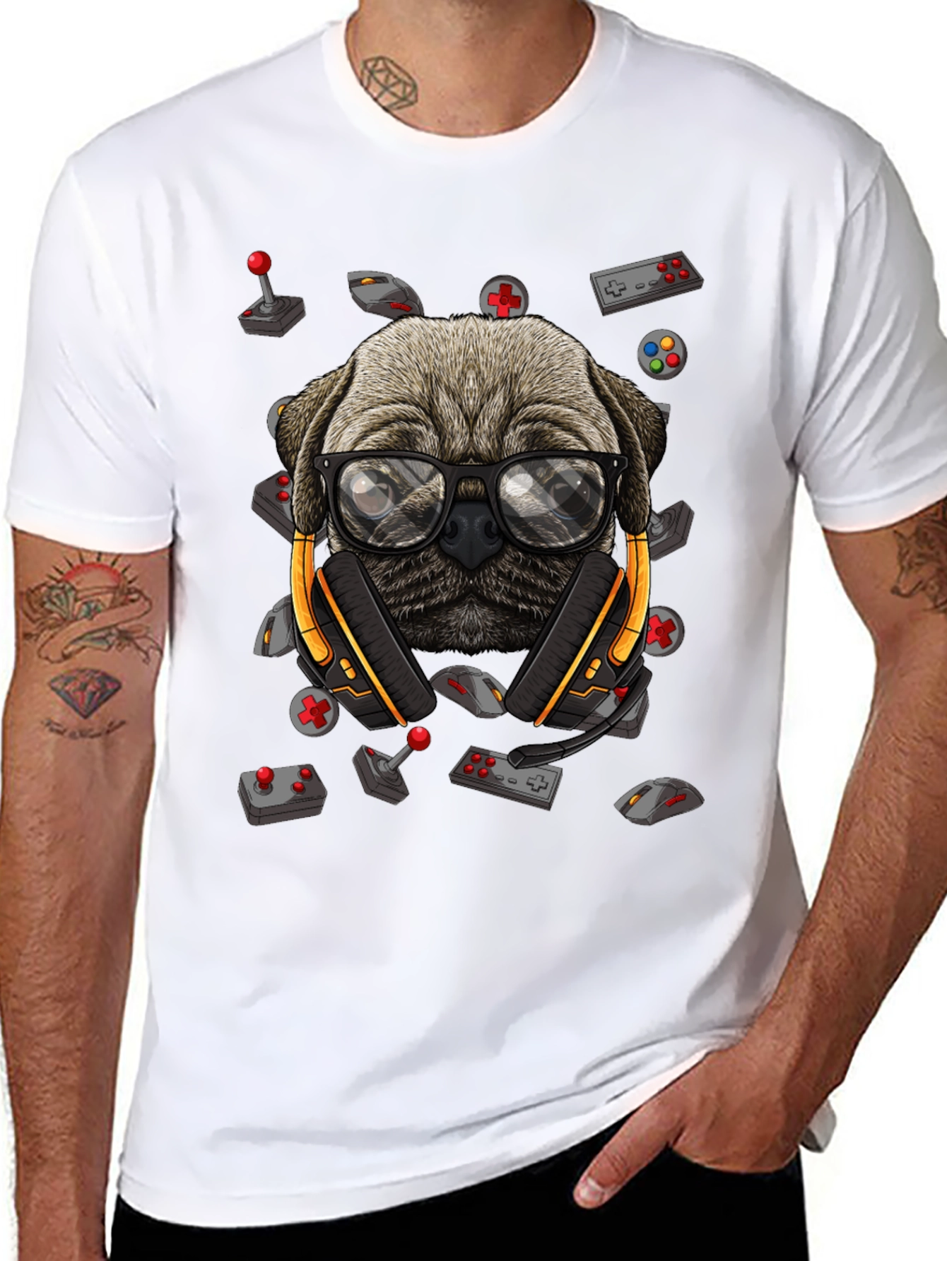 Gamer Pug T-Shirt - Geeky Dog Tee