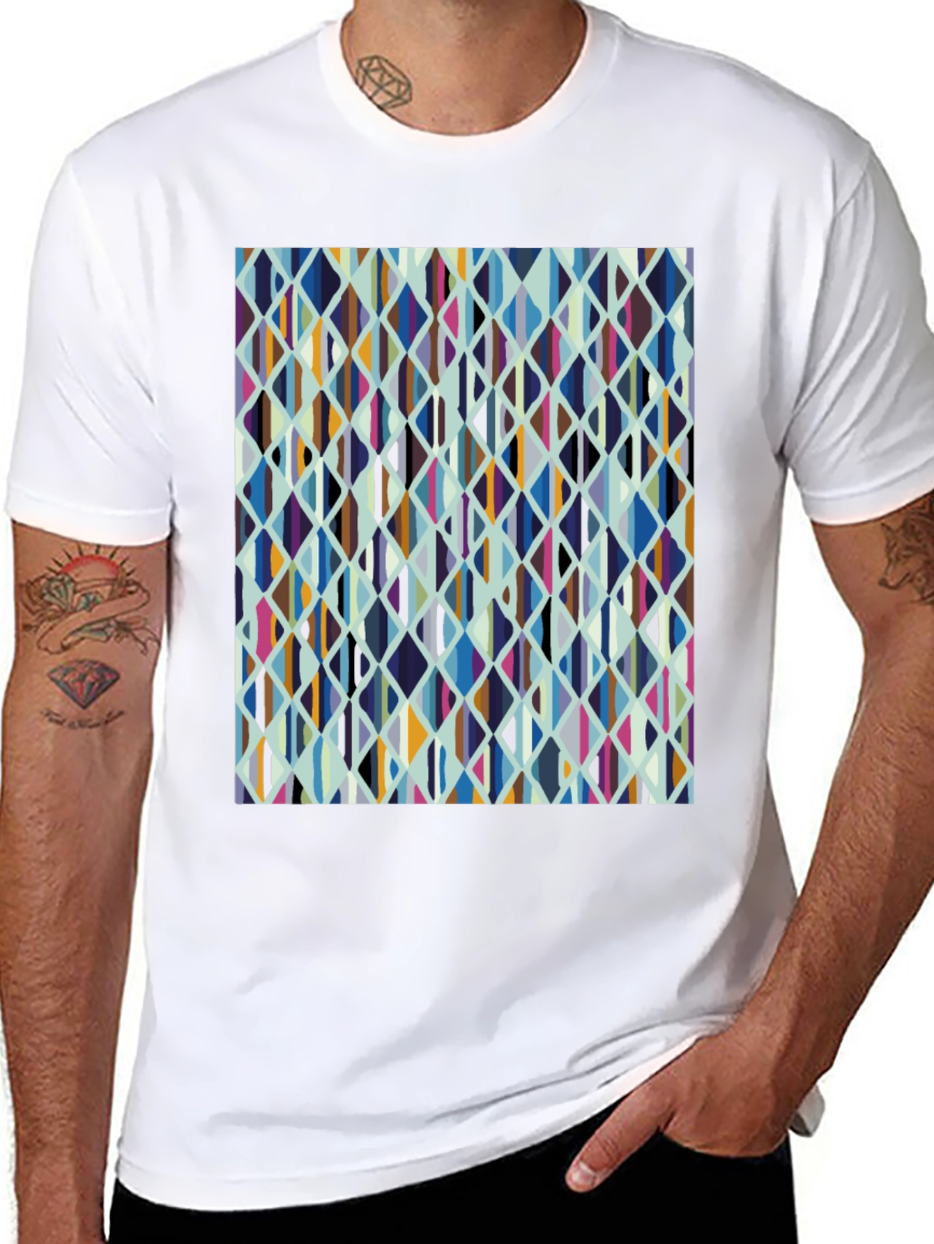 Geometric Diamond Pattern Tee - Casual Style