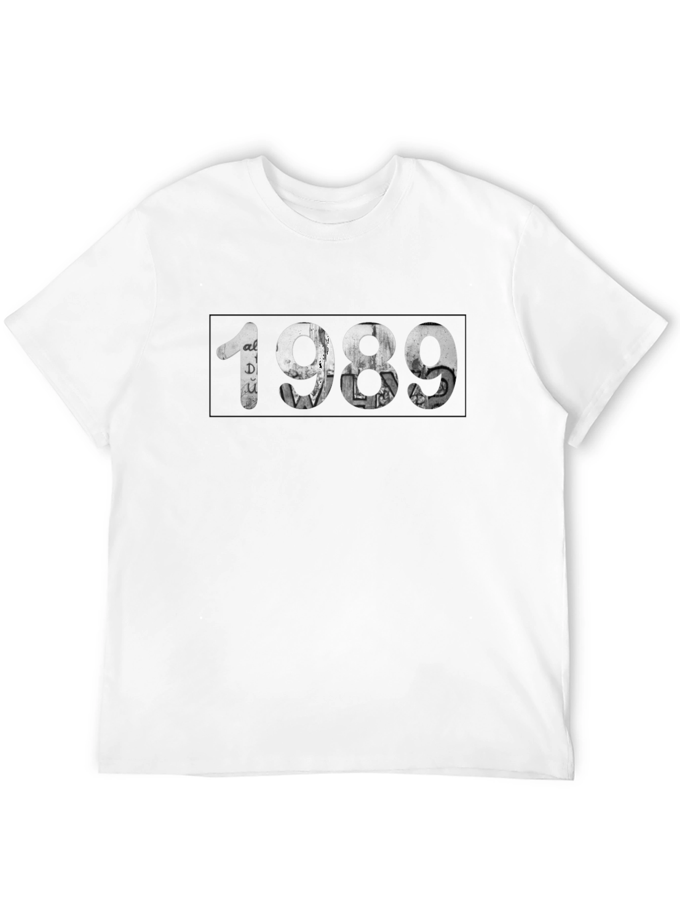 1989 Graphic Print Tee - Black Crew Neck T-Shirt