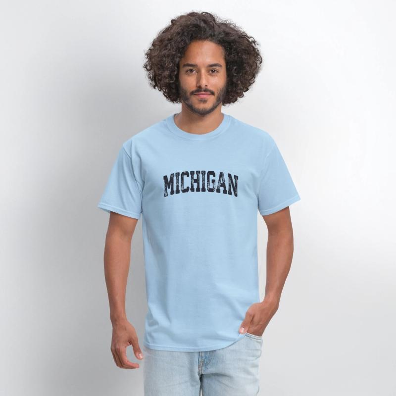 Vintage Michigan Crewneck College Style Sports Us