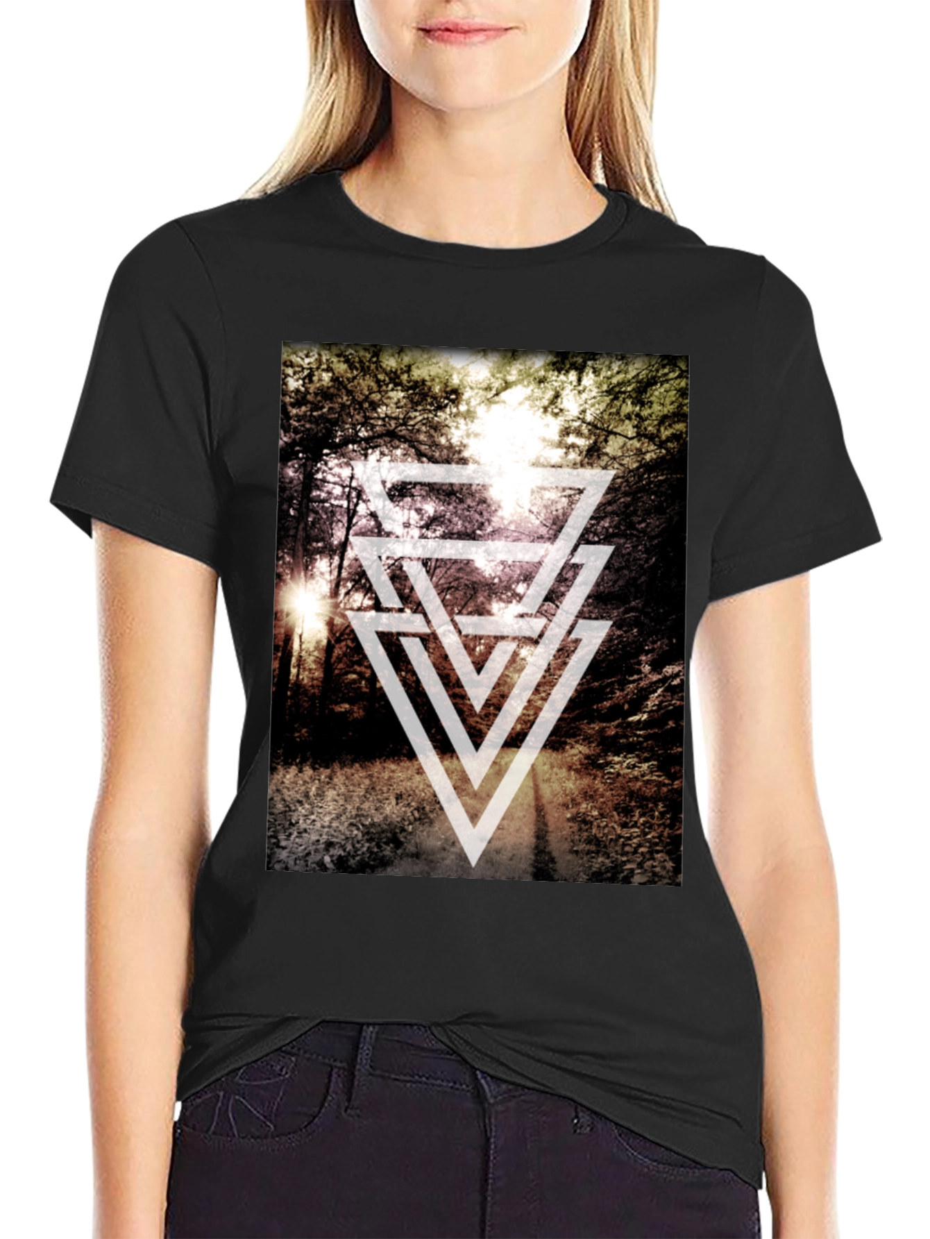Geometric Forest Print T-Shirt - Modern Style